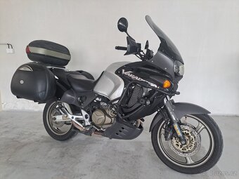 Honda XL 1000V Varadero - 2