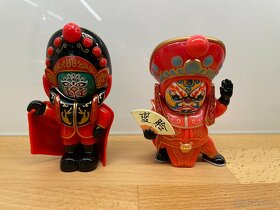 2x figurka s měnícím se obličejem - 2