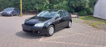 Volkswagen Golf 5 benzin 1,4 - 2