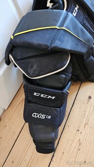 Brankářská vesta CCM Axis 1.9 int. L - 2
