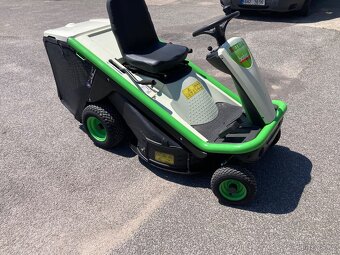 Zahradní traktor,profi rider Etesia Bahia - 2
