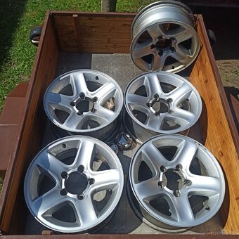 alu kola 139,7 r16 suzuki - 2