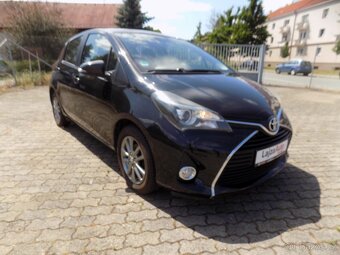 Toyota Yaris 1.0 VVTi serviska, ALU, kamera - 2