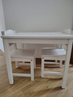 Dětská stolek a 2 židličky - 2