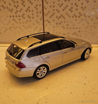 BMW E91 Touring 1:18 Kyosho TOP STAV - 2