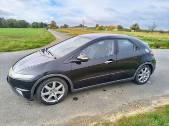 Honda Civic 8g sport (1.8 benzín), 103kW - 2