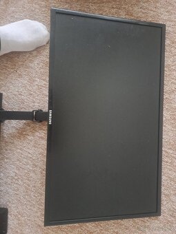 Prodam hraci monitory - 2