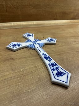 Závěsný svatý kříž, Cibulak - 2