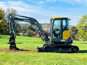 Pásové rypadlo Volvo ECR50D - 2