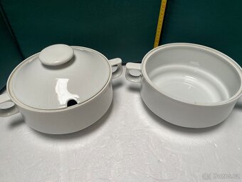 Polévkové mísy 2,6 l – sada 2 ks, 1x s víčkem - 2
