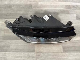 ŠKODA OCTAVIA 4 19-23 LED světlo PP + jednotka 5E4941018A - 2