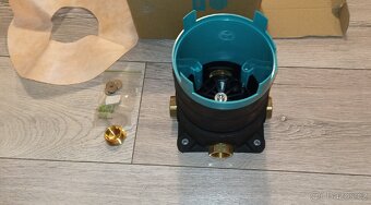 Podomítkové těleso Vigour - nové - 2