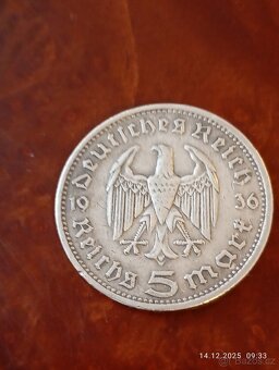 Stříbrná mince - 2