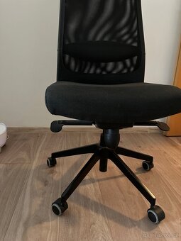 IKEA Markus - kancelářská židle - 2