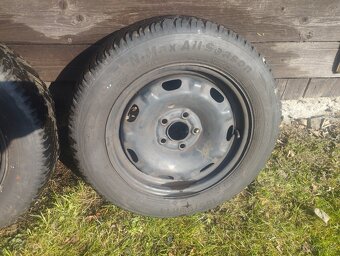 Pneumatiky 185/60 R14 s disky - 2