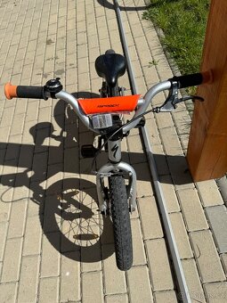 Dětské kolo specialized ,,16,, - 2