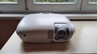 dataprojektor Canon LV-7385 - 2