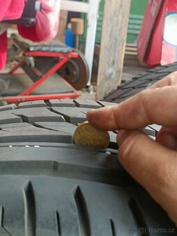 Letní pneu 225/45 r17 - 2