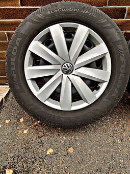 originální sada kol na Volkswagen Passat - 2