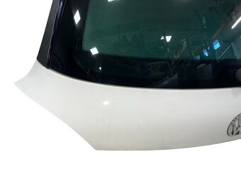 Páté dveře bílá barva LB9A VW Scirocco 3 r.v. 2010 - 2