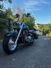 Suzuki VL 1500 Intruider - 2