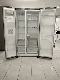✅Americká Lednice LG s Ledovačem - 2