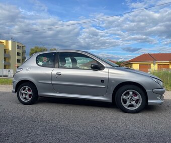 Prodám Peugeot 206 1.4i 55kW JBL EDICE - 2