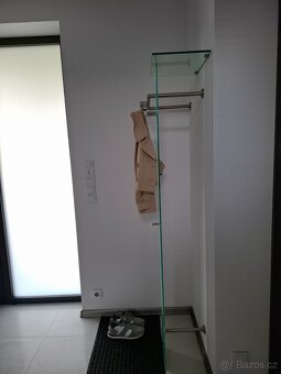 Designový věšák s kov. Prvky - 2
