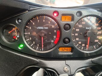 Suzuki GSX-R 1300r hayabusa - 2
