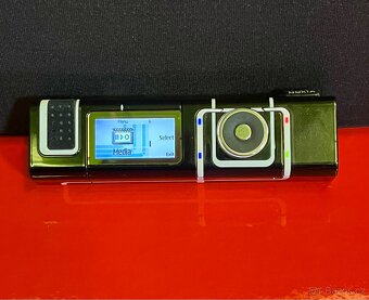 Nokia 7280 – ikonický designový telefon - 2