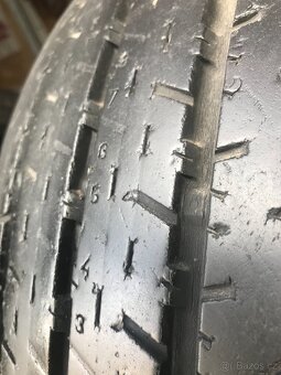 Letní pneu 235/65/16 C. dva kusy Nokian - 2