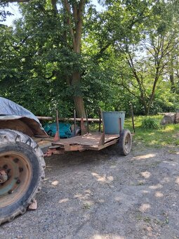 Prodám traktor s valnikem - 2