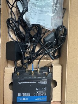 Teltonika RUT955 – průmyslový LTE router s GPS a Dual SIM - 2