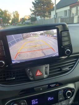 Hyundai i30 1.5T-Gdi 117kW MildHyb Smart 2020 - 2