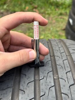 Prodam letní pneu Continental 225/60r17 - 2