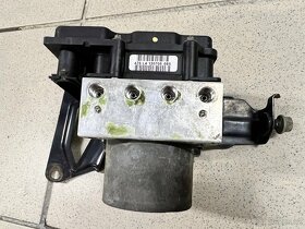 Řídící jednotka ECU ABS pumpa Subaru Impreza STi 05-07 - 2