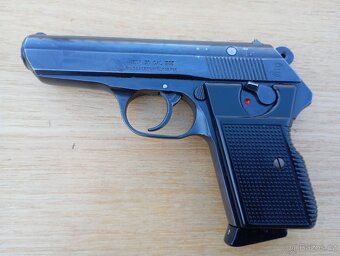 Pistole CZ 70 z roku 1973 - 2