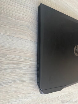 HP Pavilion 15 - 2