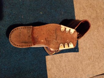 Prodám retro lyžařské boty. - 2