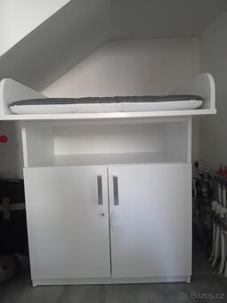 Přebalovací pult - 2