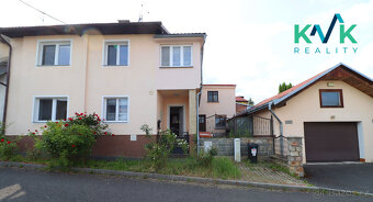 RD 6+2, zahrada, pozemek 734 m2, zateplení, garáž, Karlovy - 2