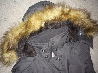 Teplá vesta s kožešinkou vel M - 2