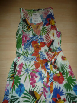 Nové dámské šaty Desigual vel. M - 2