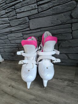 Dívčí lední brusle vel. 37-40 - 2