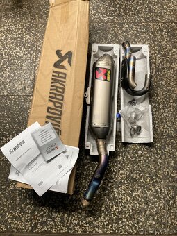 Výfuk akrapovič Kawasaki kx 250f - 2