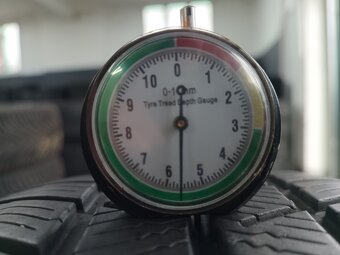 215/55 R17 BARUM (3221) - 2