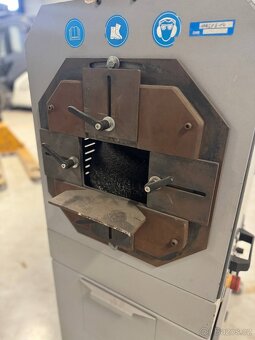 Odjehlovací stroj s variátorem Bomar Orbital 250N S - 2