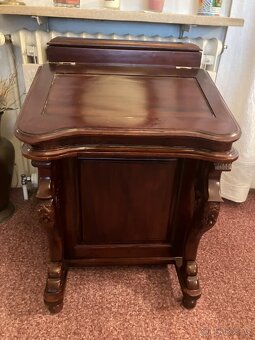 Exkluzívní malý psací stolek - 2