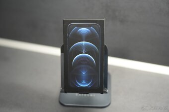 Apple iPhone 12 Pro 128 GB - modrý - 2