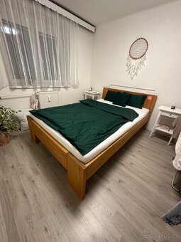 Drevena postel plus matrace a obal na matraci pratelny - 2